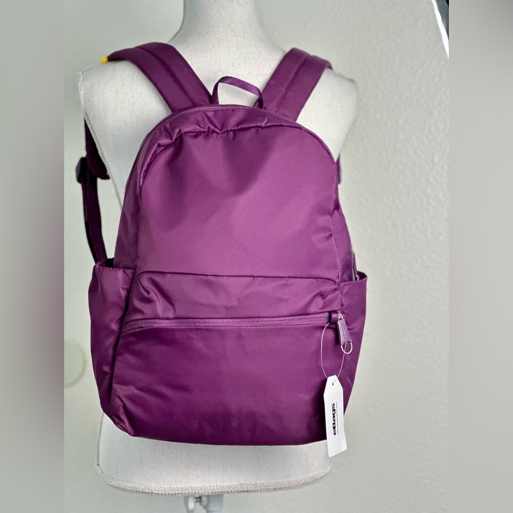 Purple Pacsafe Backpack RFID - ebags NEW WITHOUT TAGS (tag lost during storage )